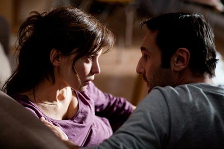 Elena Anaya y Gilles Lelouch en A bout Portant